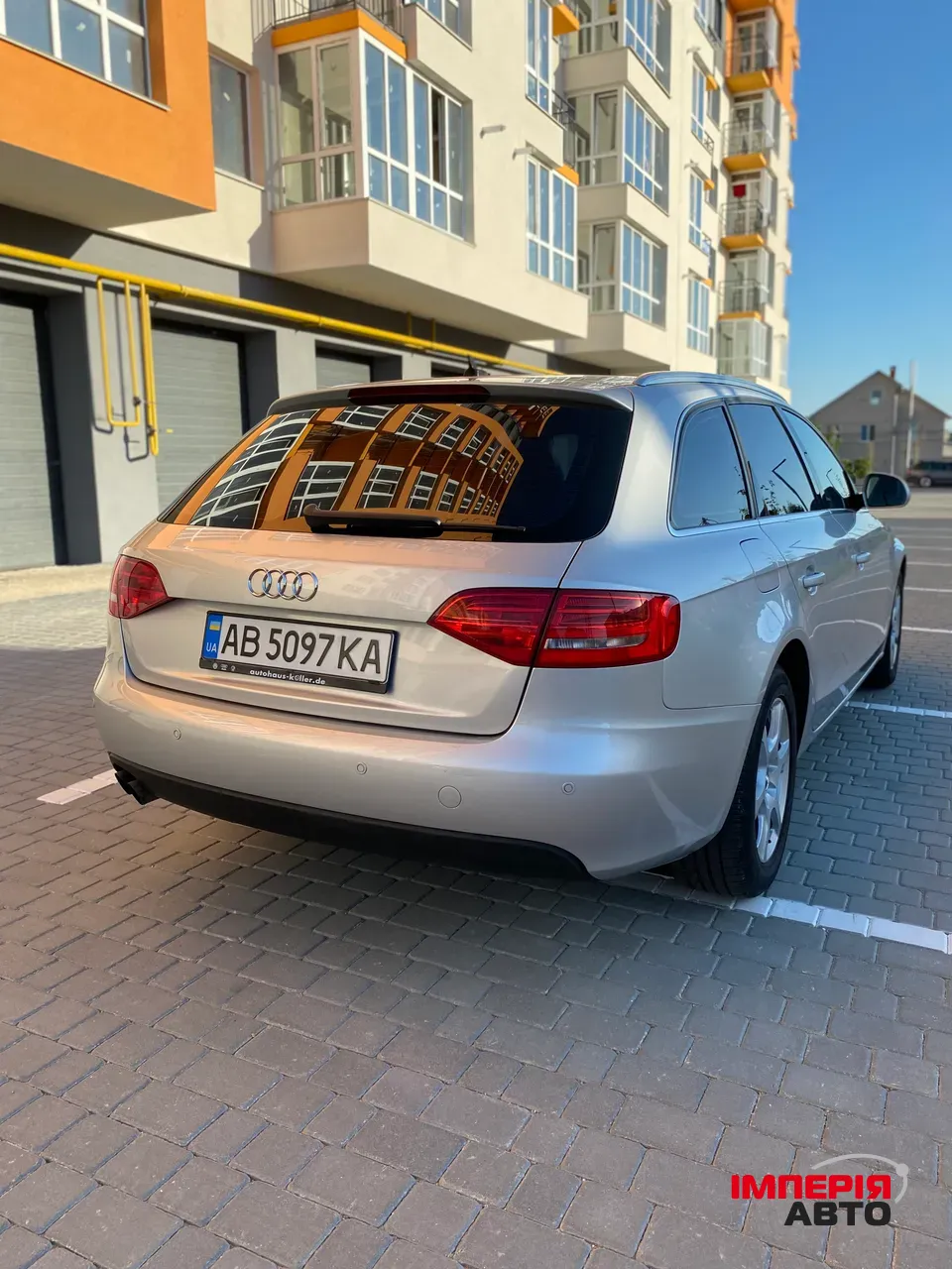 Audi A4 - фото 12