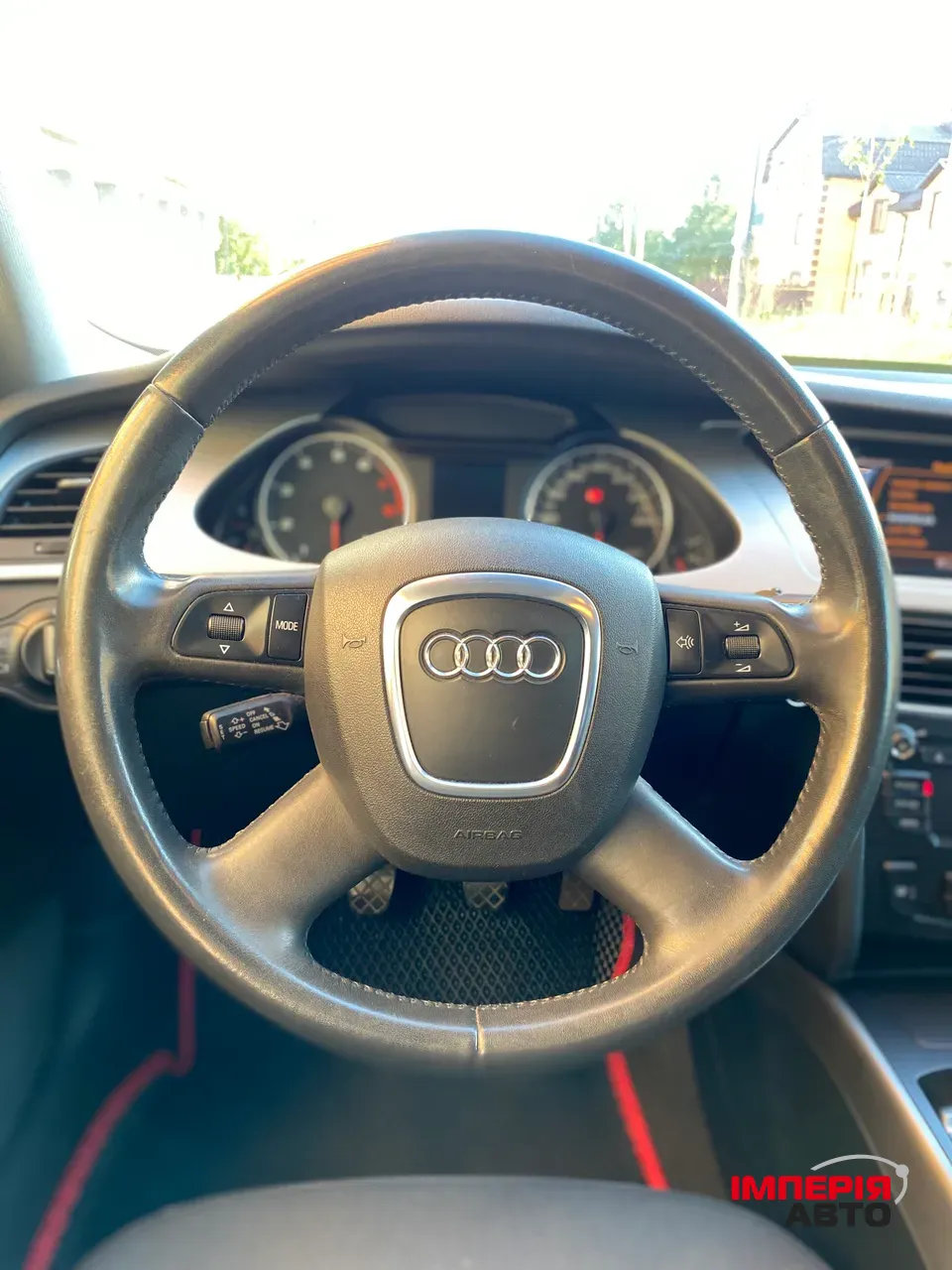 Audi A4 - фото 21