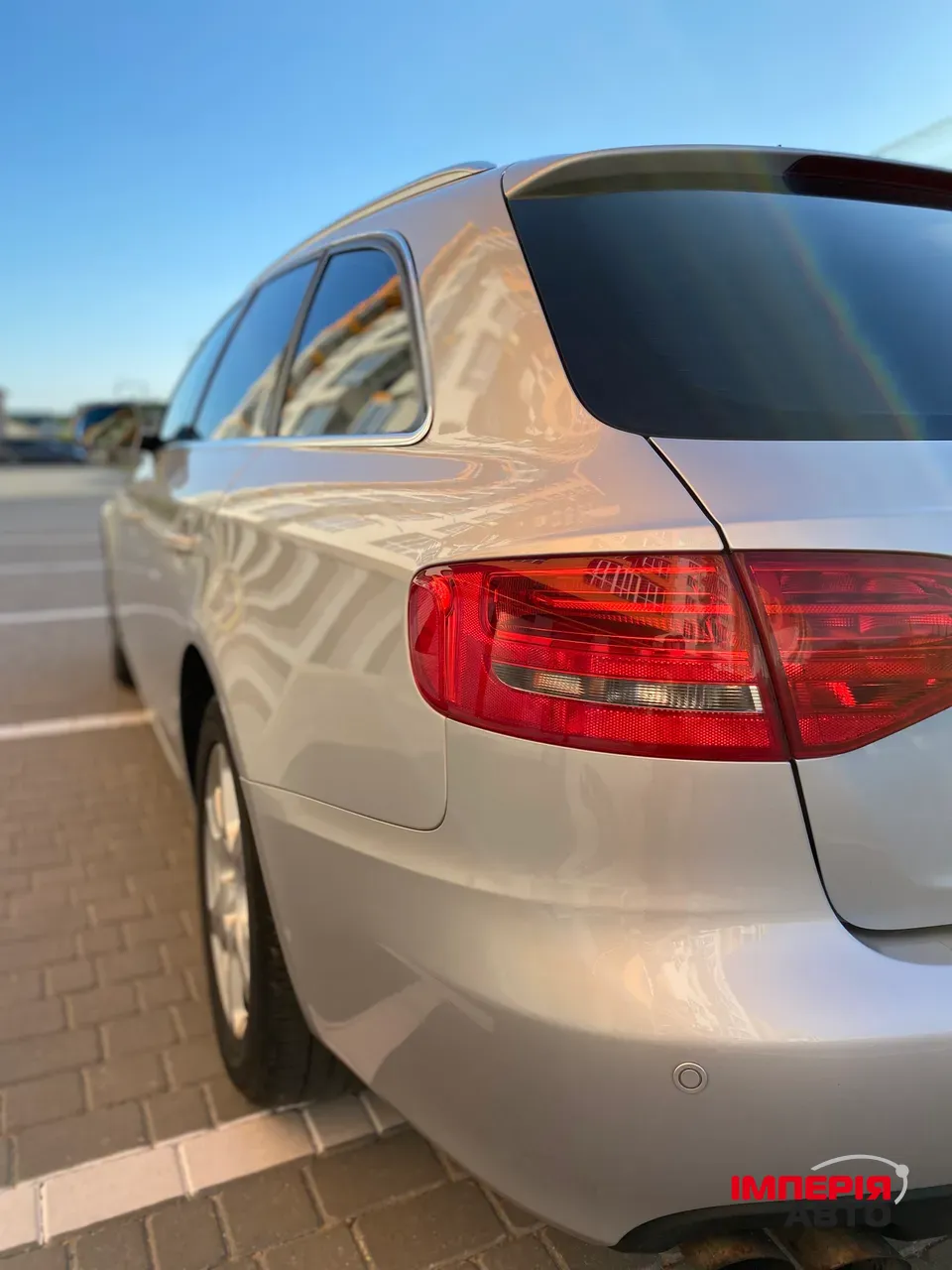 Audi A4 - фото 7