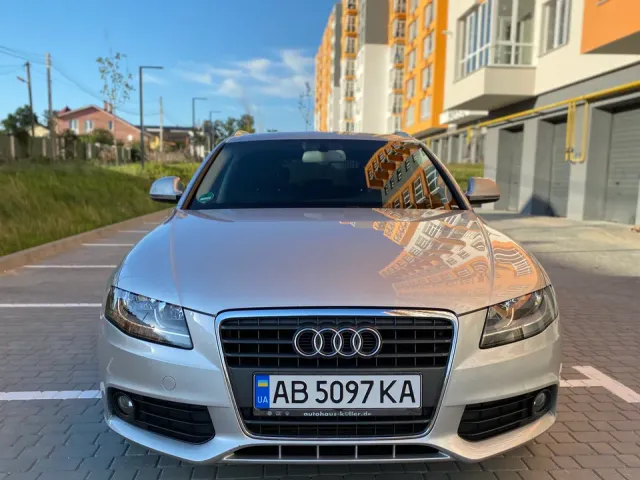 Audi A4 - фото 4