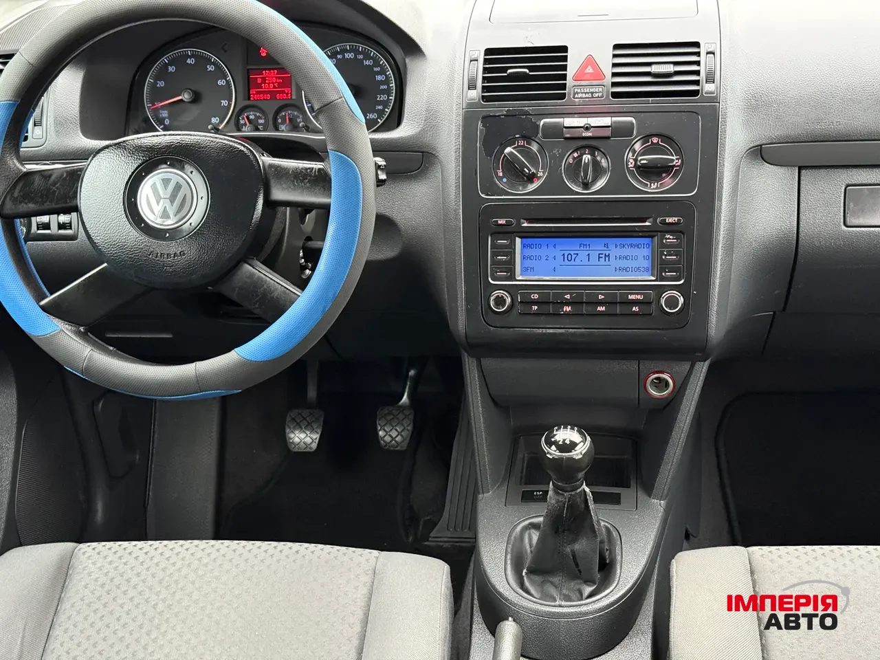 Volkswagen Touran - фото 13