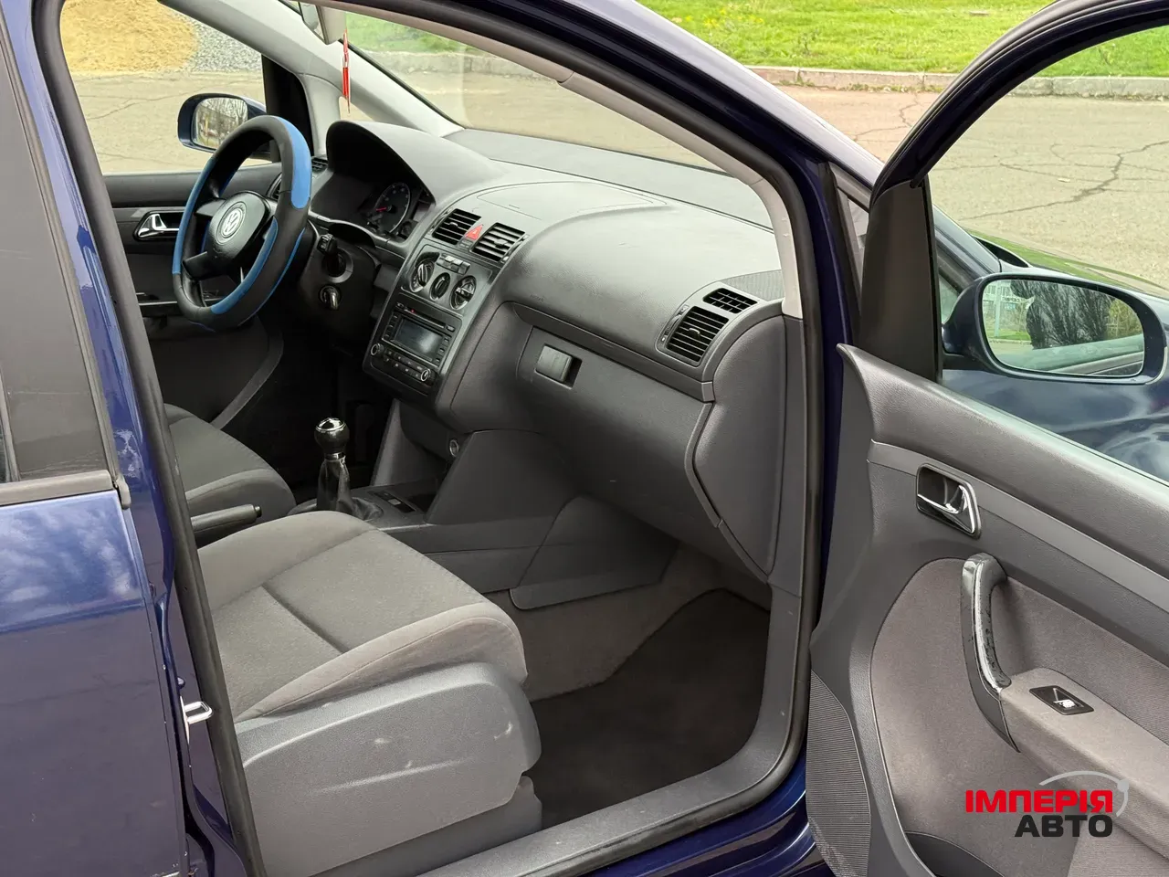 Volkswagen Touran - фото 11