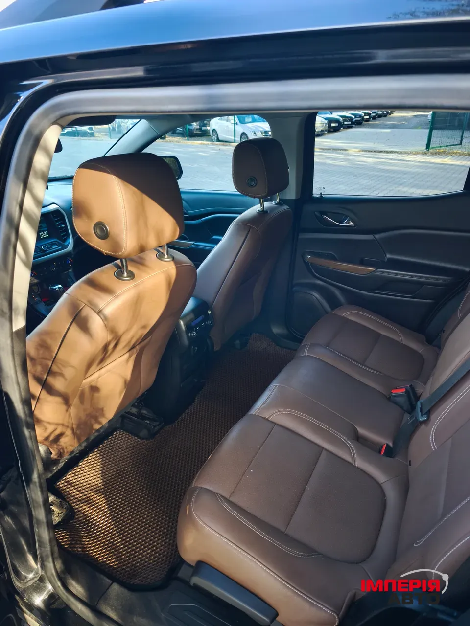 GMC Acadia - фото 18