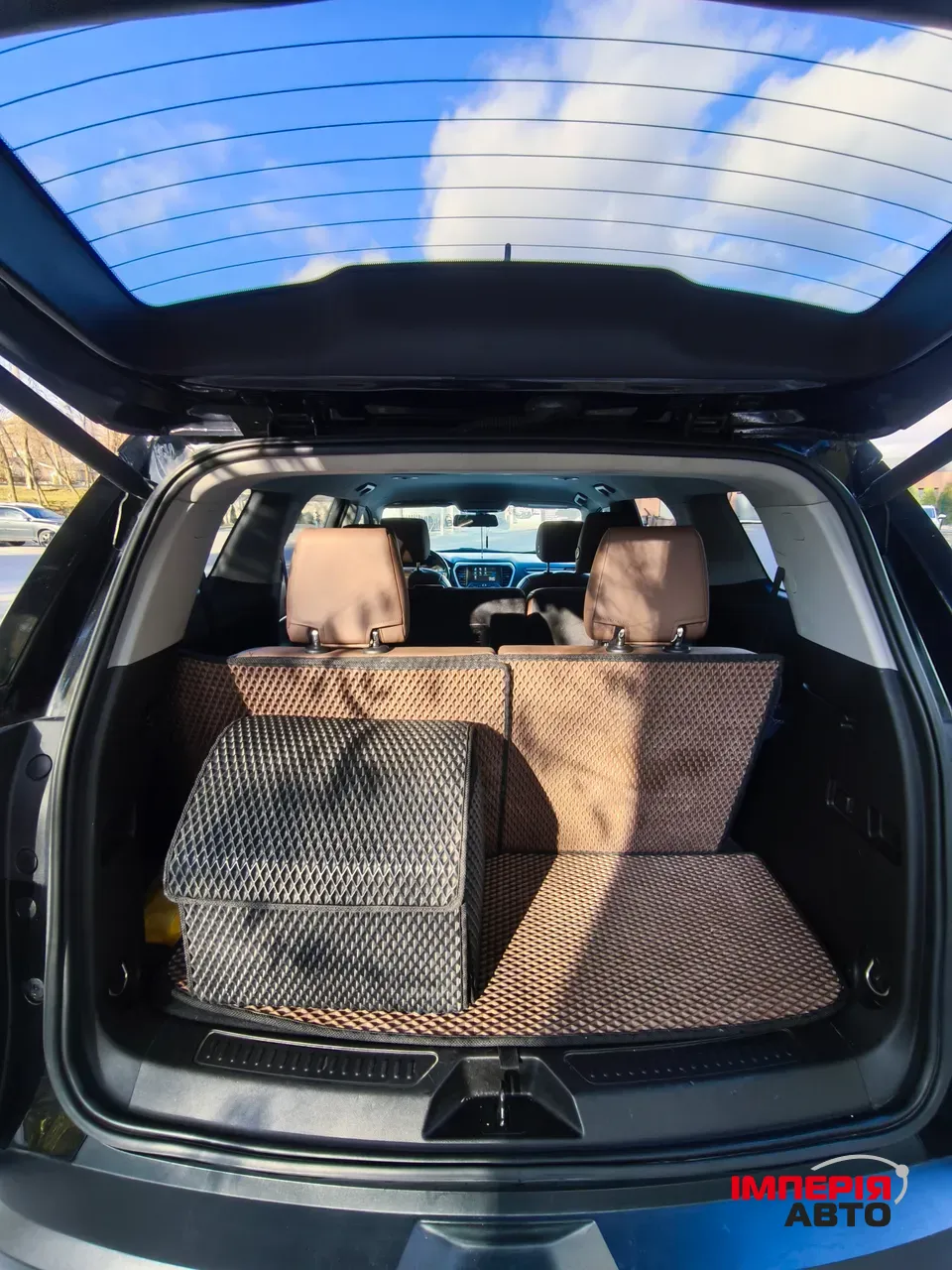 GMC Acadia - фото 13