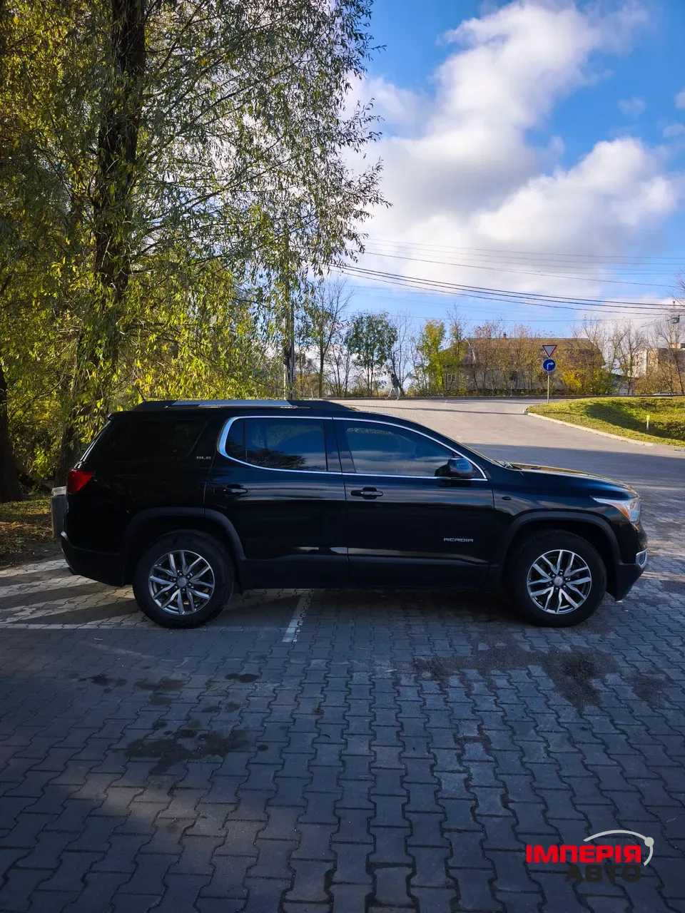 GMC Acadia - фото 21