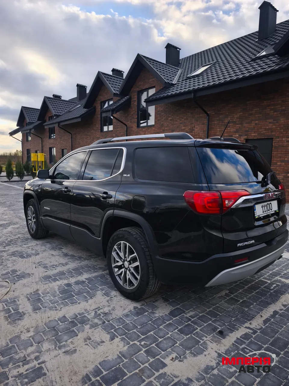 GMC Acadia - фото 4