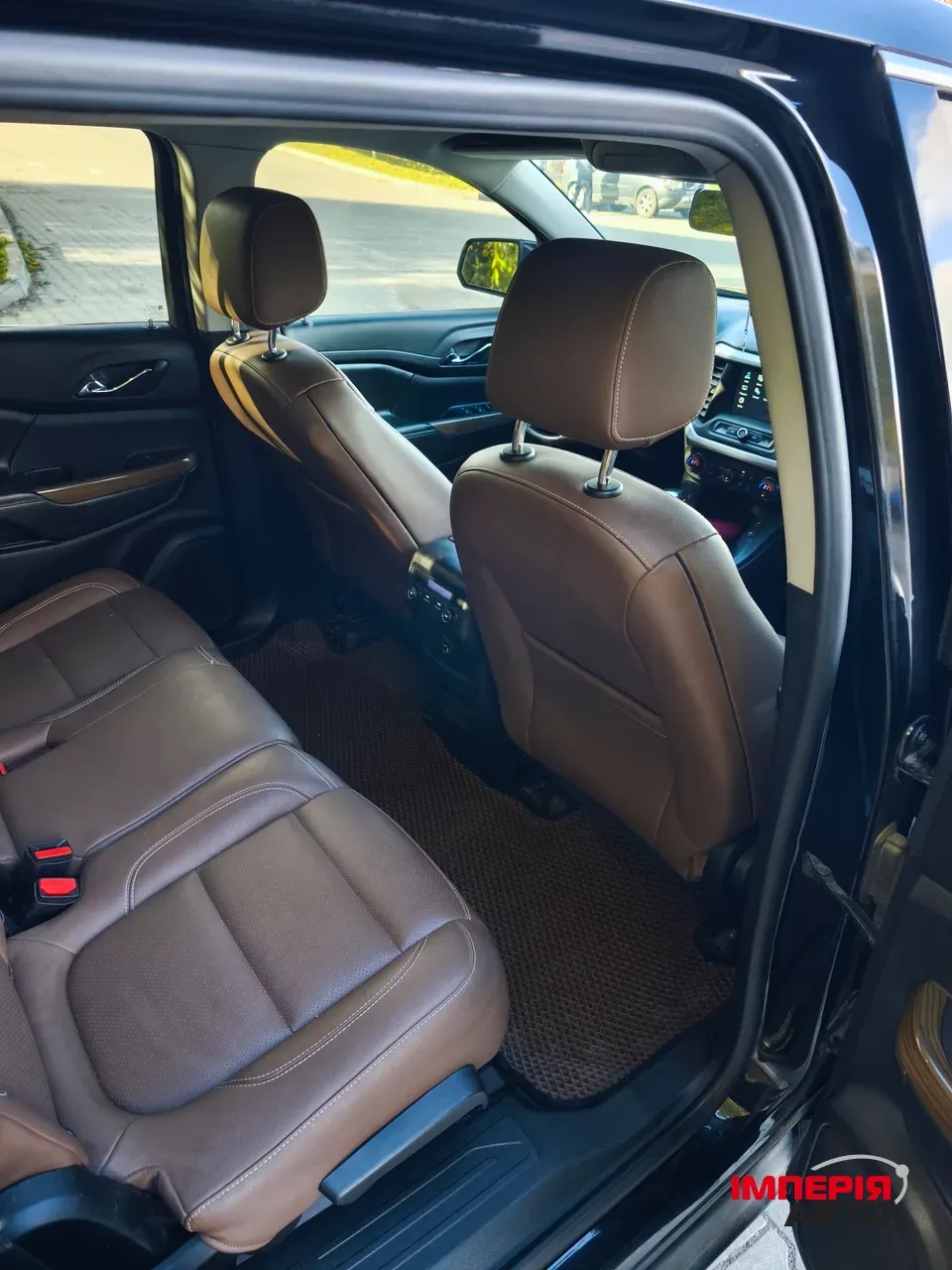 GMC Acadia - фото 19