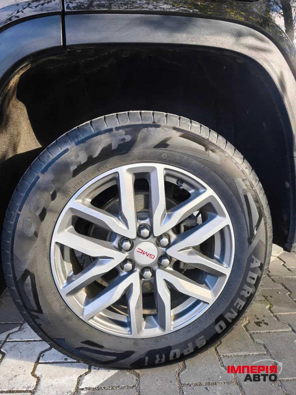 GMC Acadia - фото 9