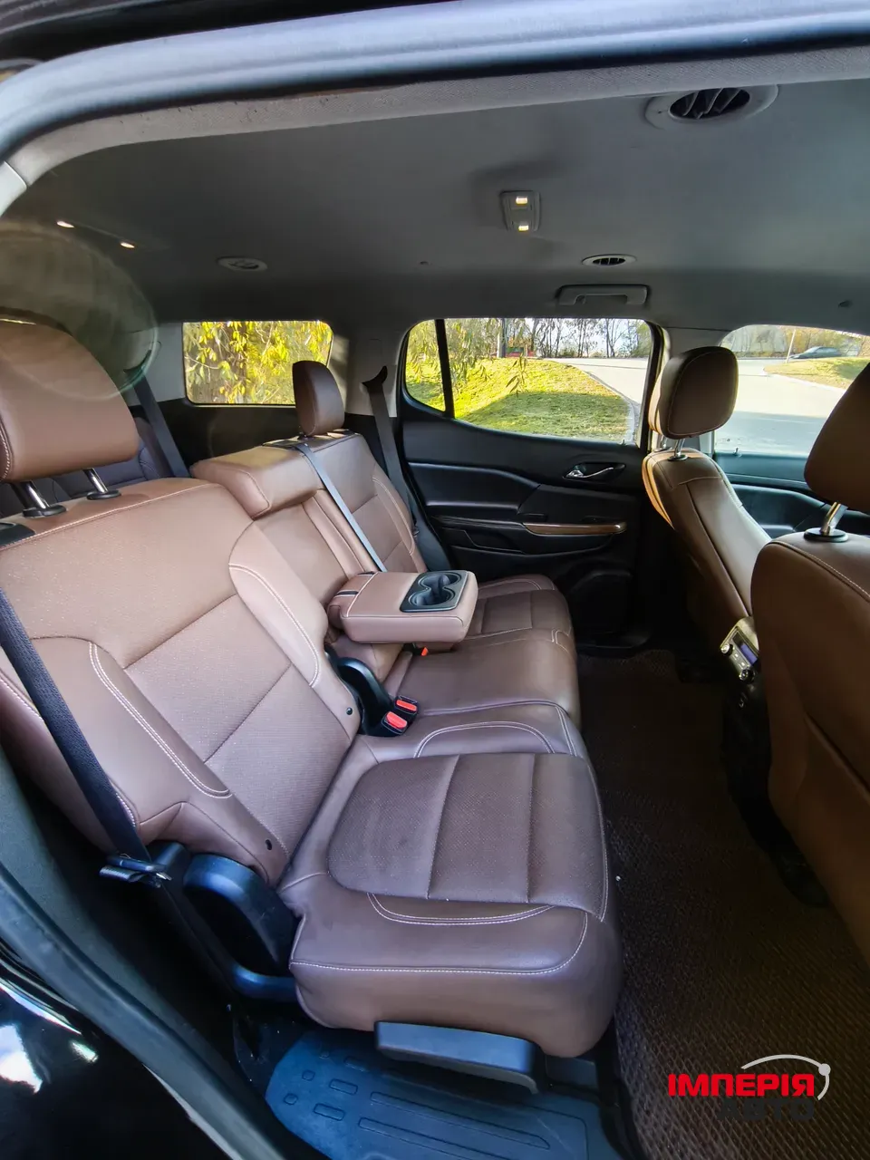 GMC Acadia - фото 11