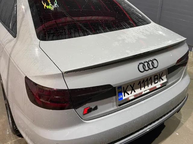 Audi S4 - фото 4