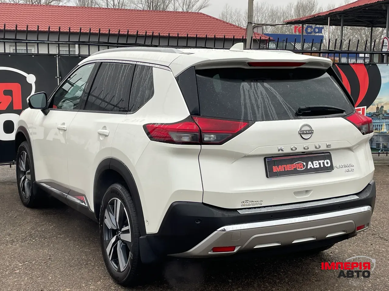 Nissan Rogue - фото 16