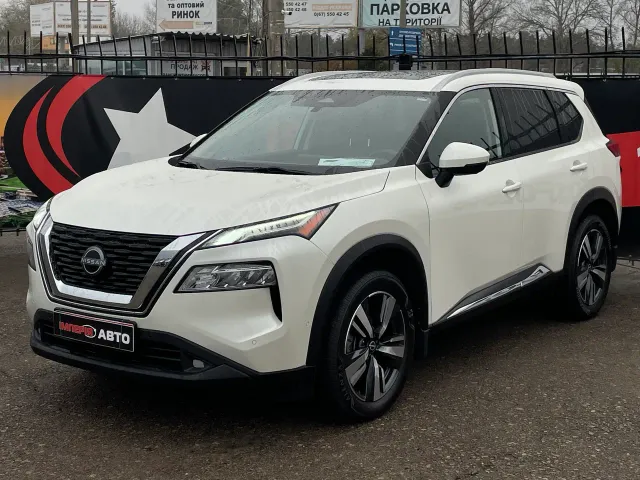 Nissan Rogue - фото 1