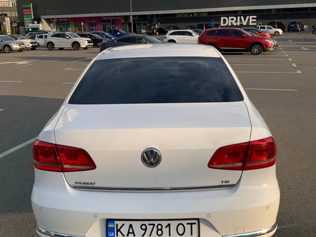 Volkswagen Passat - фото 5