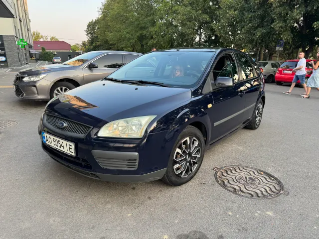 Ford Focus - фото 1