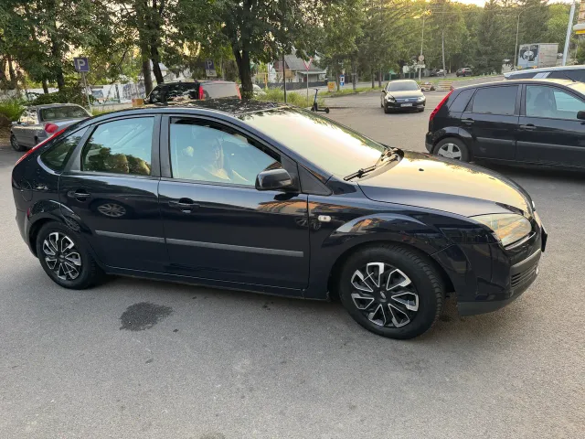 Ford Focus - фото 3