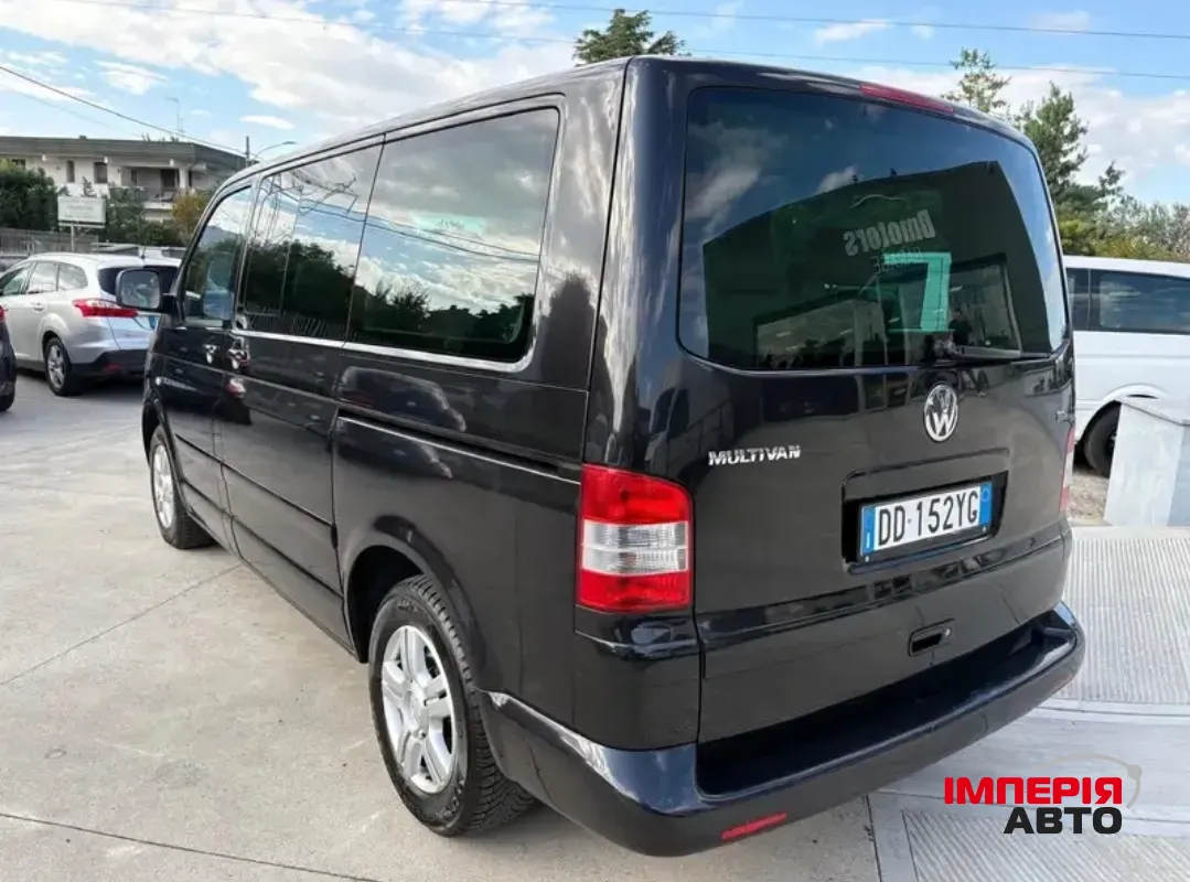 Volkswagen Transporter - фото 8