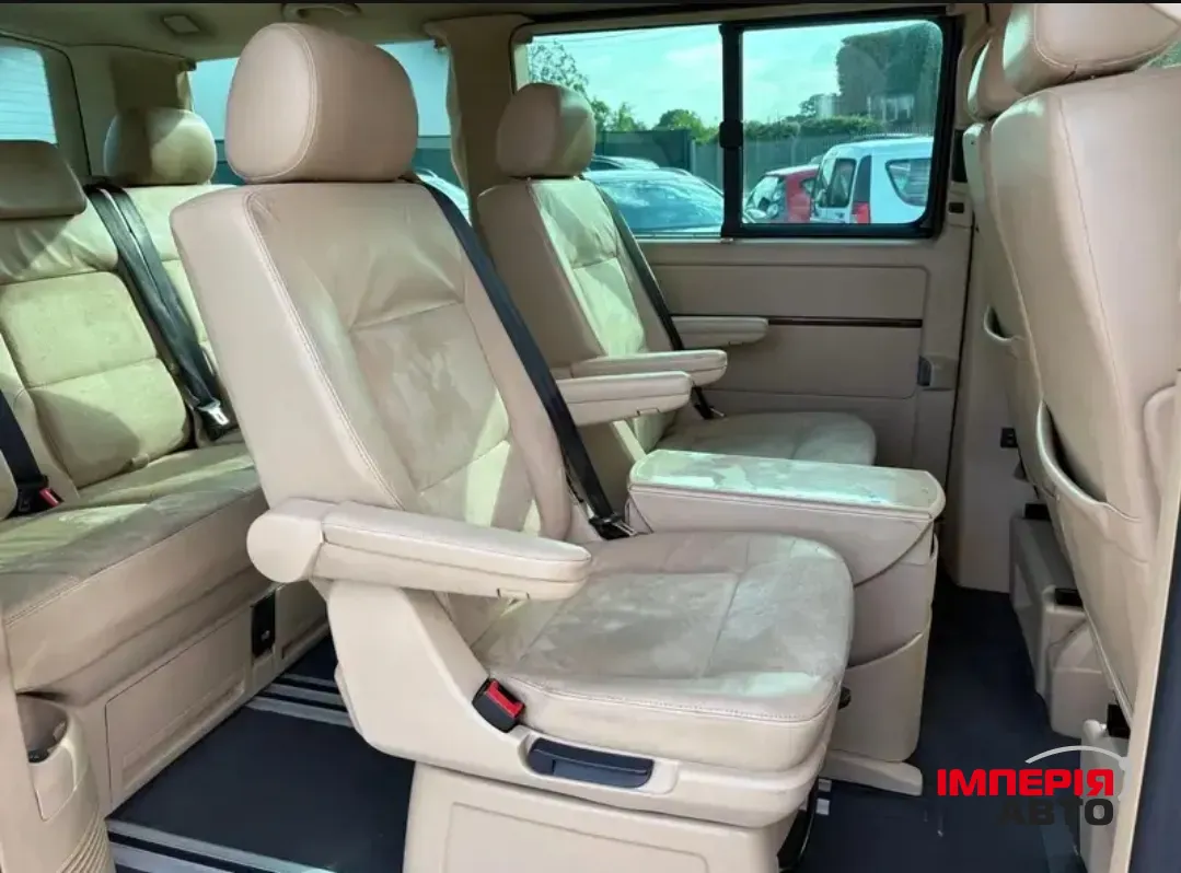 Volkswagen Transporter - фото 5