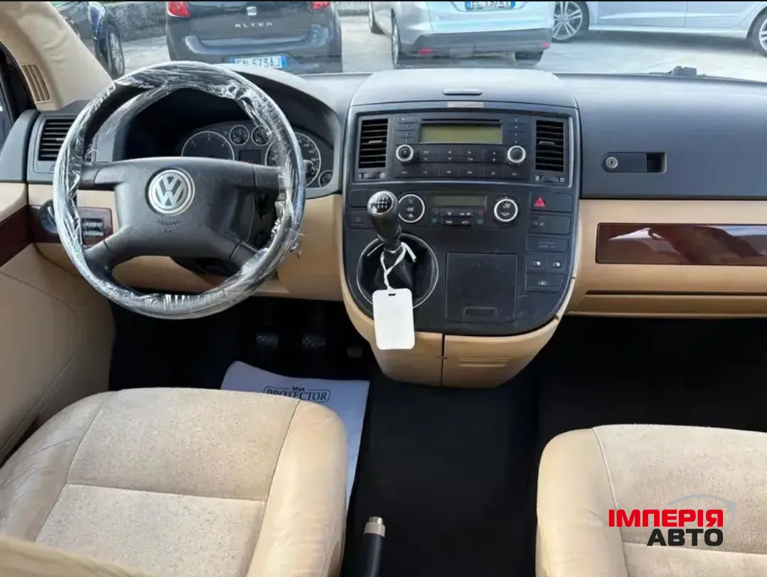 Volkswagen Transporter - фото 3