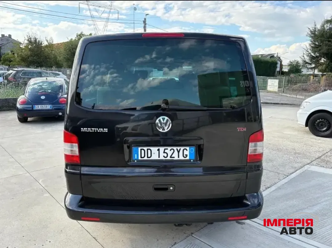 Volkswagen Transporter - фото 9