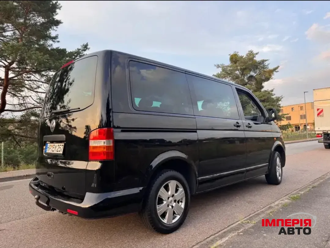 Volkswagen Transporter - фото 9