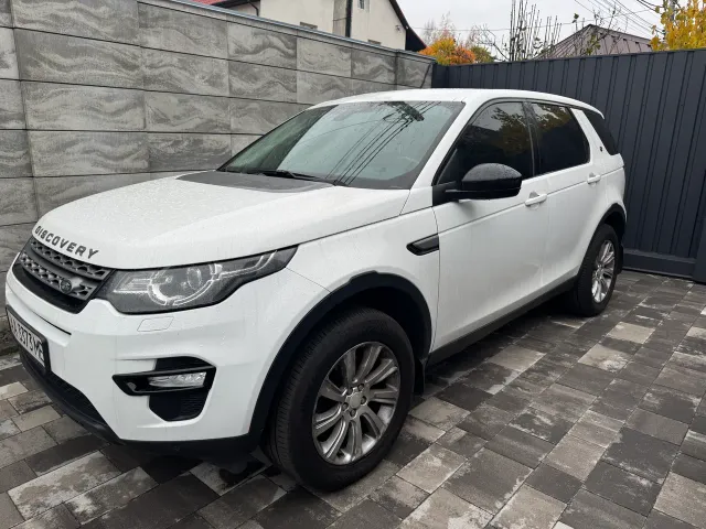 Land Rover Discovery Sport - фото 1