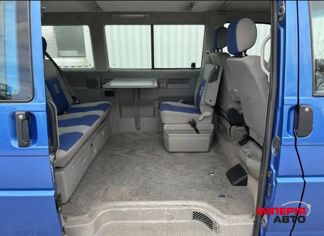 Volkswagen Transporter - фото 4