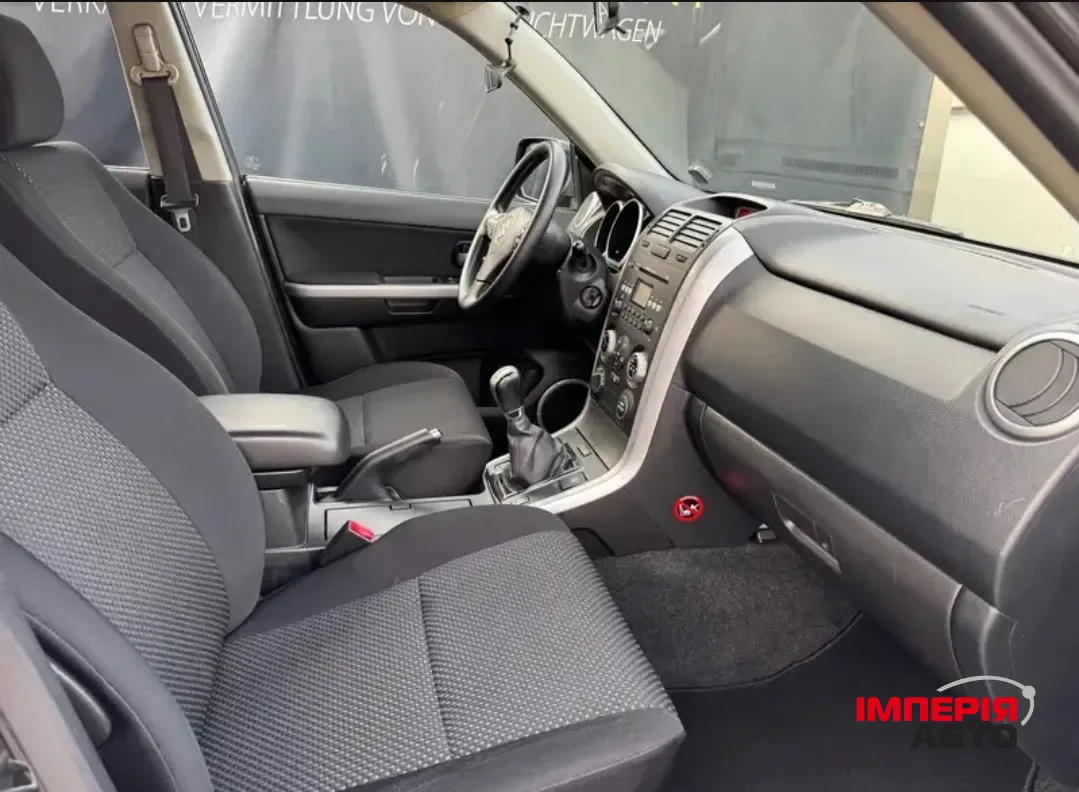 Suzuki Grand Vitara - фото 4