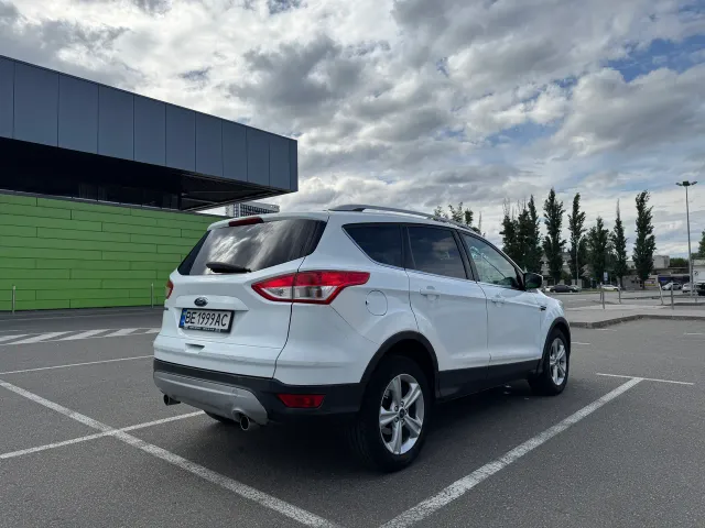 Ford Kuga - фото 3