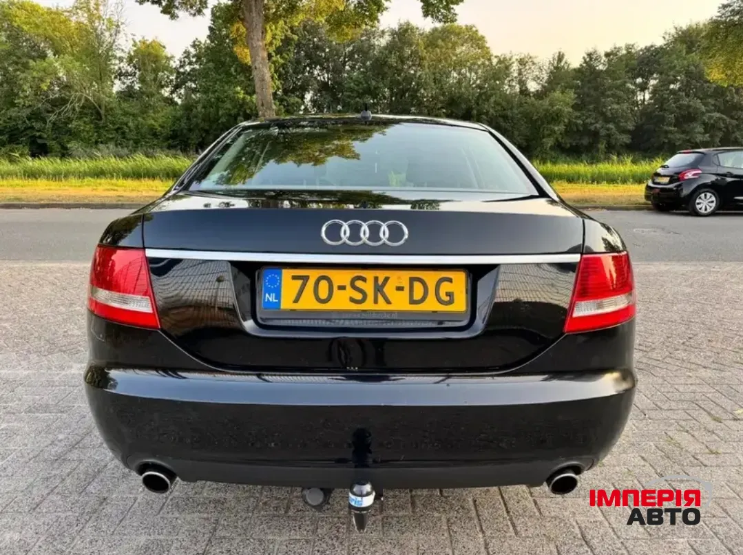 Audi A6 - фото 7