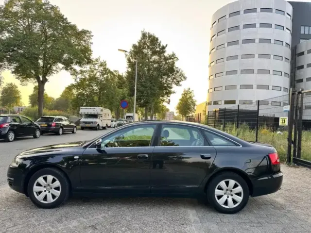 Audi A6 - фото 5