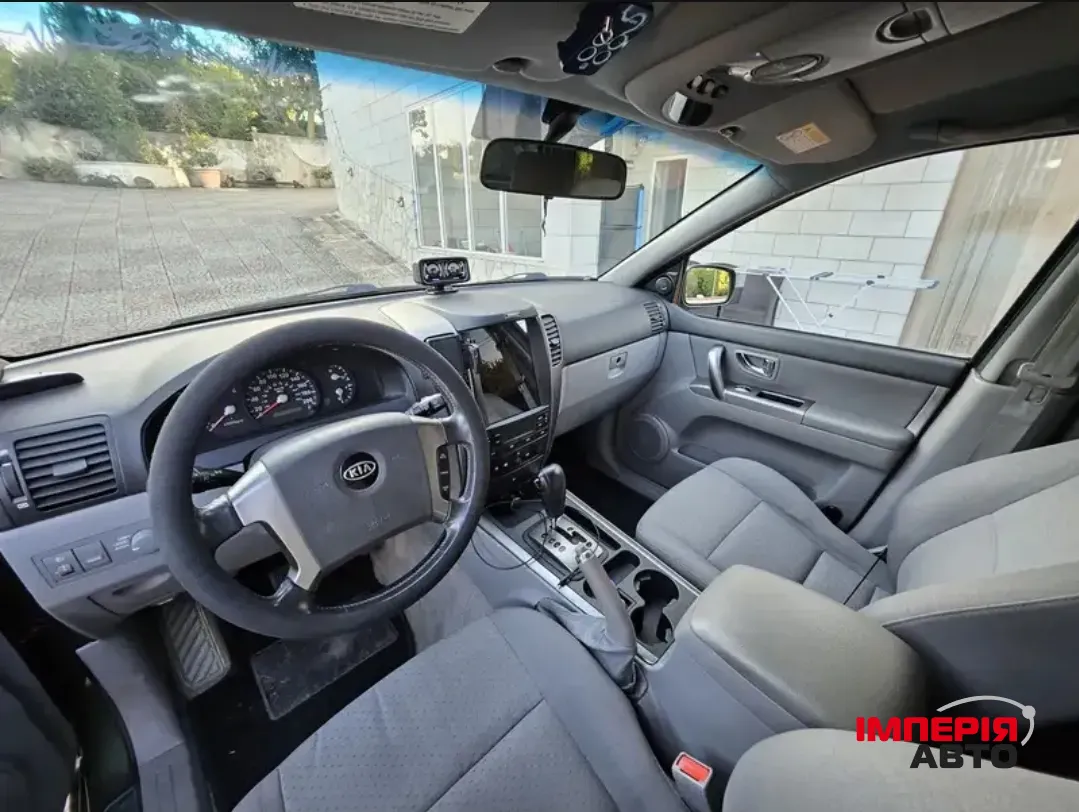 Kia Sorento - фото 2