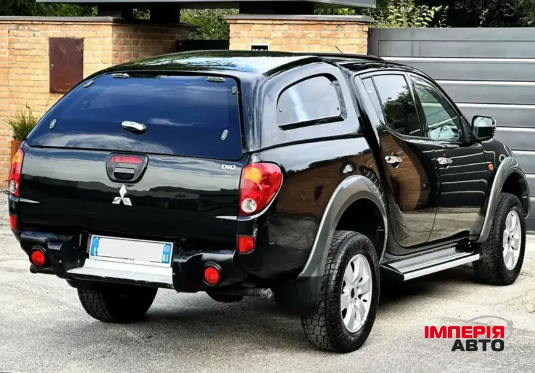 Mitsubishi L200 - фото 7
