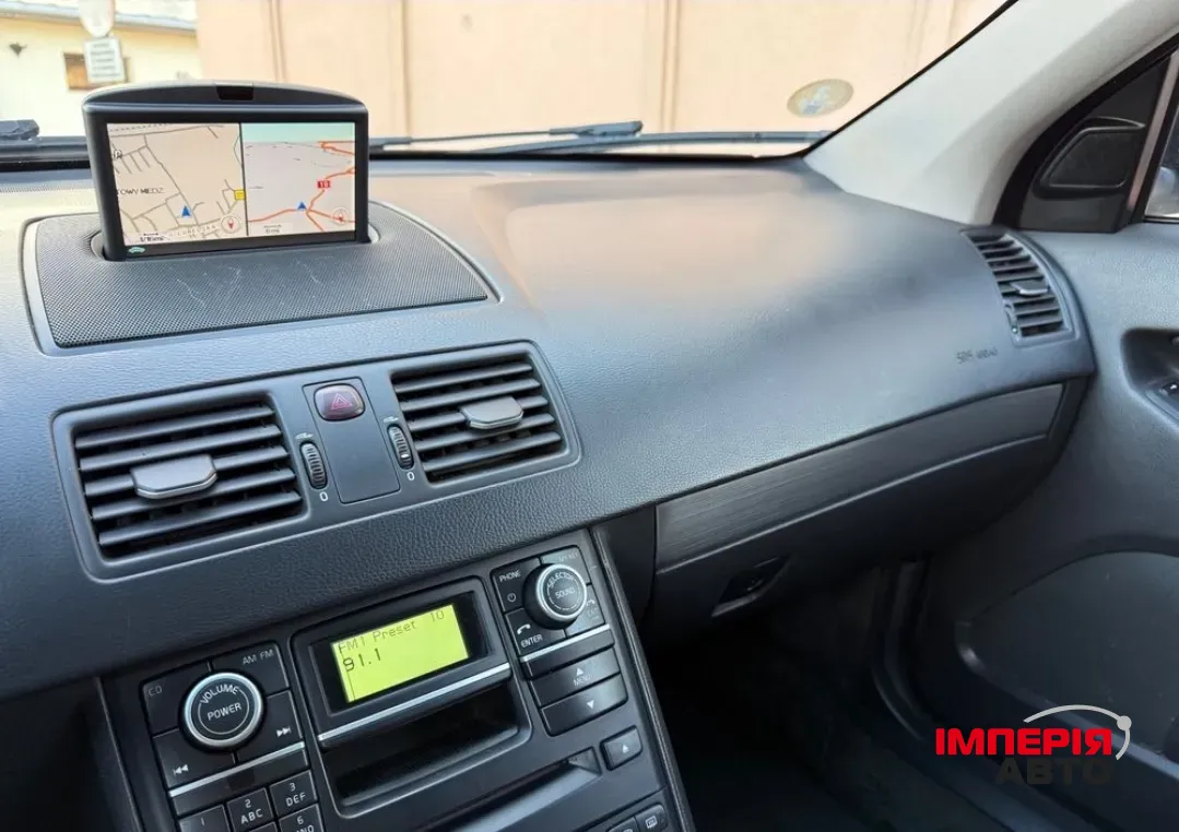 Volvo XC90 - фото 3