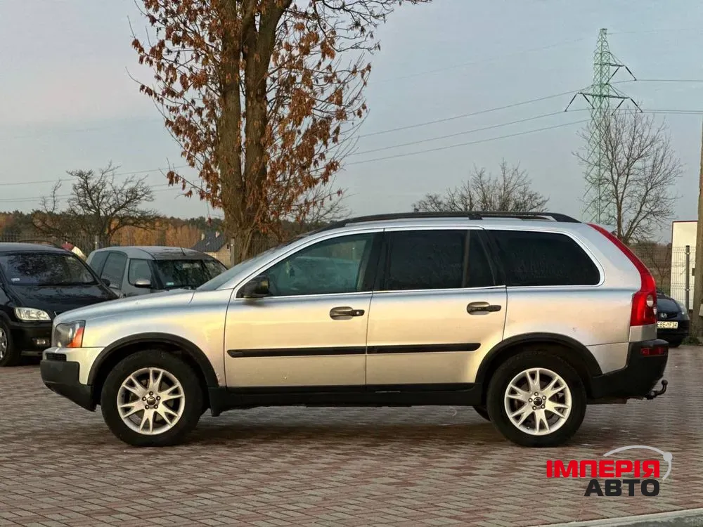 Volvo XC90 - фото 7