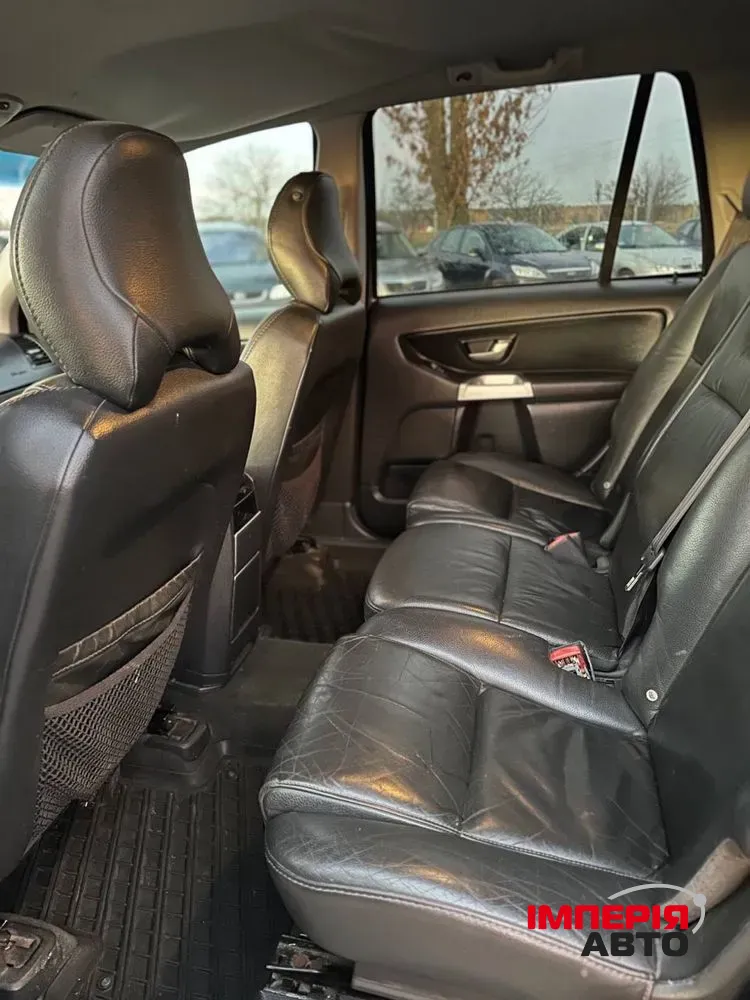 Volvo XC90 - фото 3