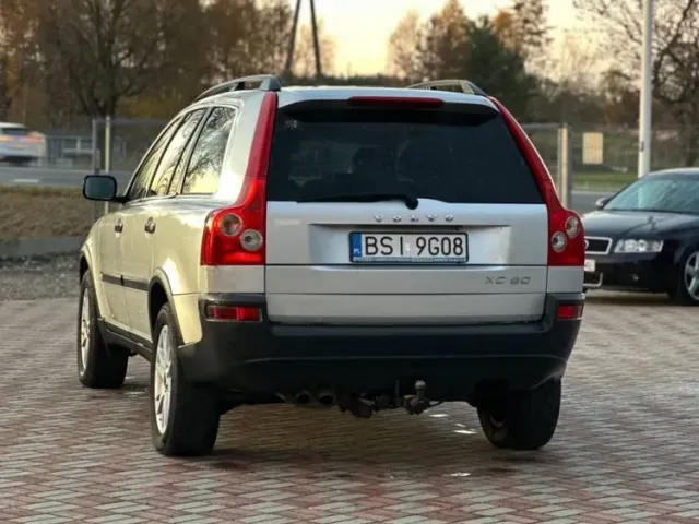Volvo XC90 - фото 4