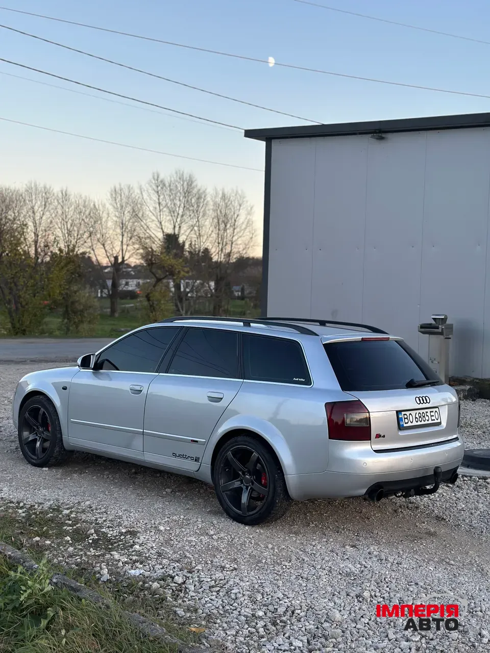 Audi A4 - фото 5