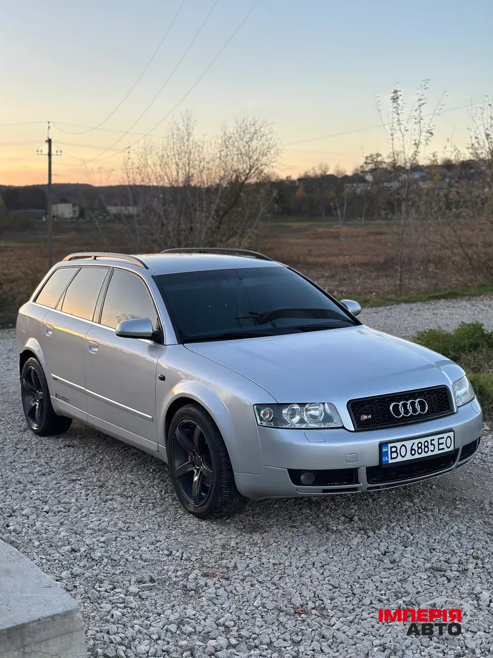 Audi A4 - фото 2