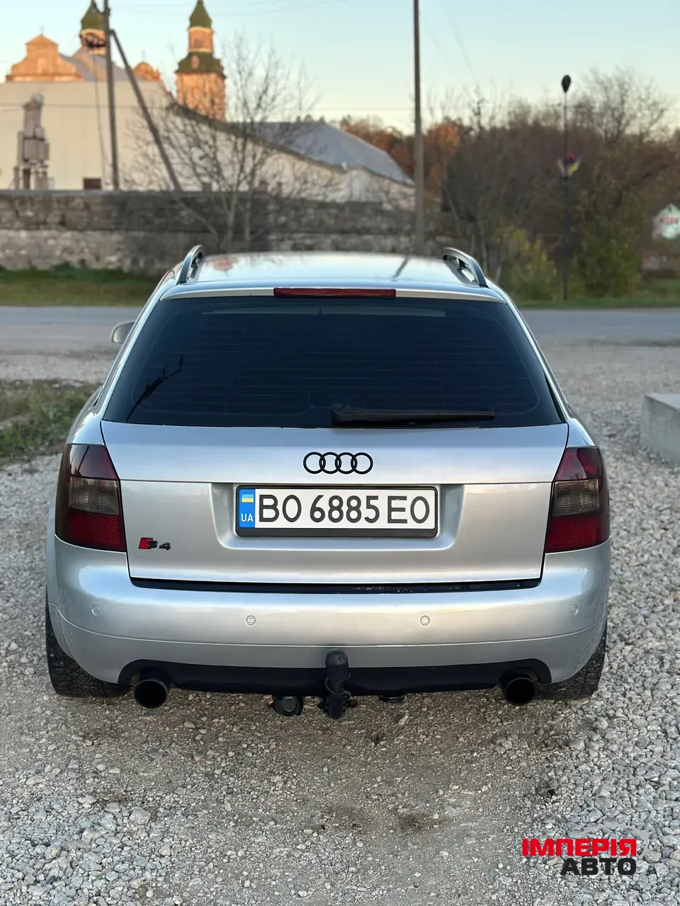 Audi A4 - фото 8