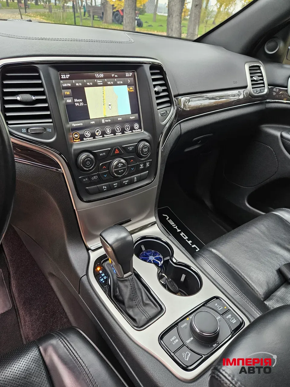 Jeep Grand Cherokee - фото 10