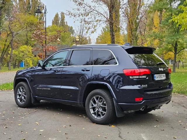 Jeep Grand Cherokee - фото 3