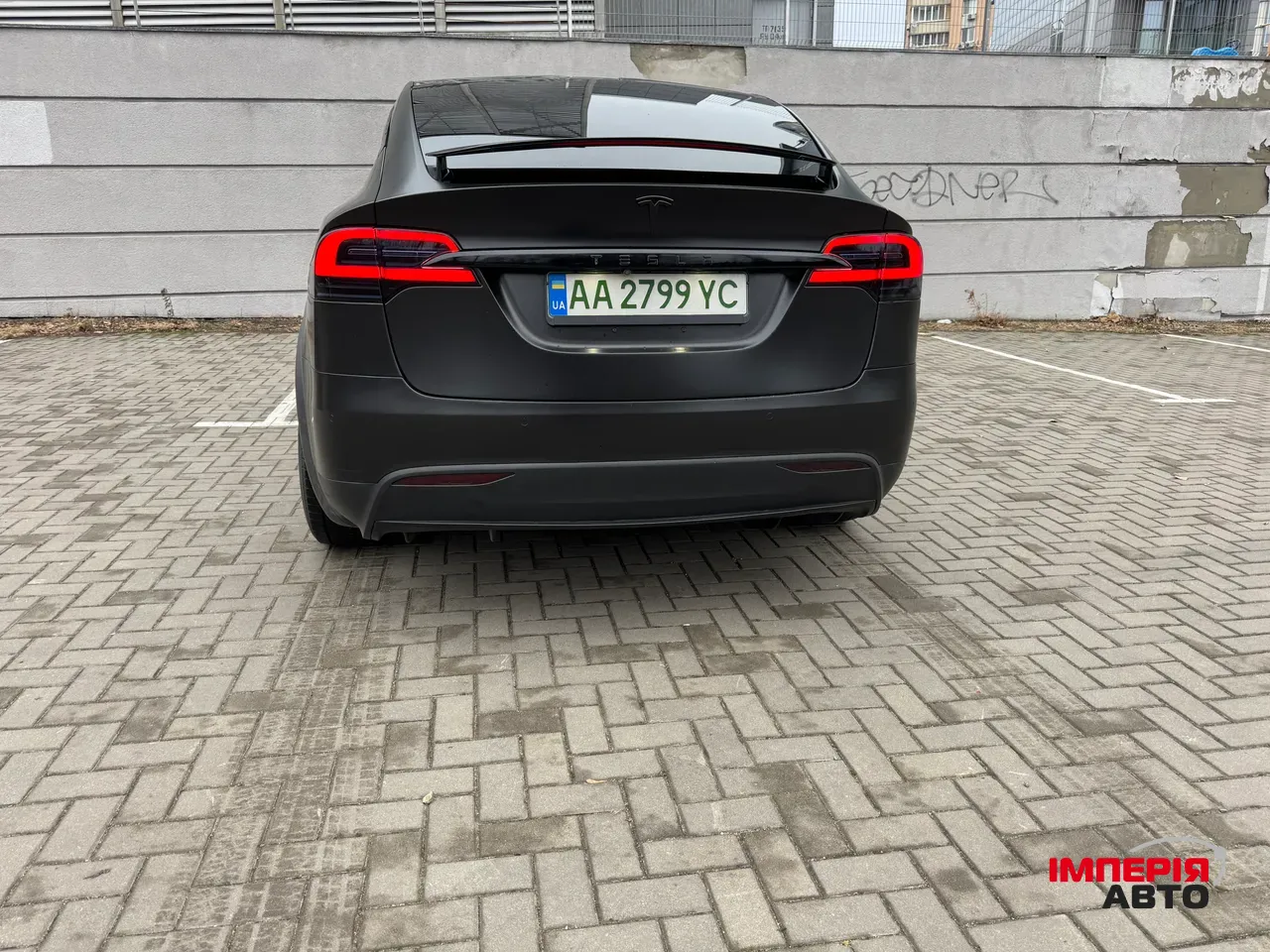Tesla Model X - фото 25