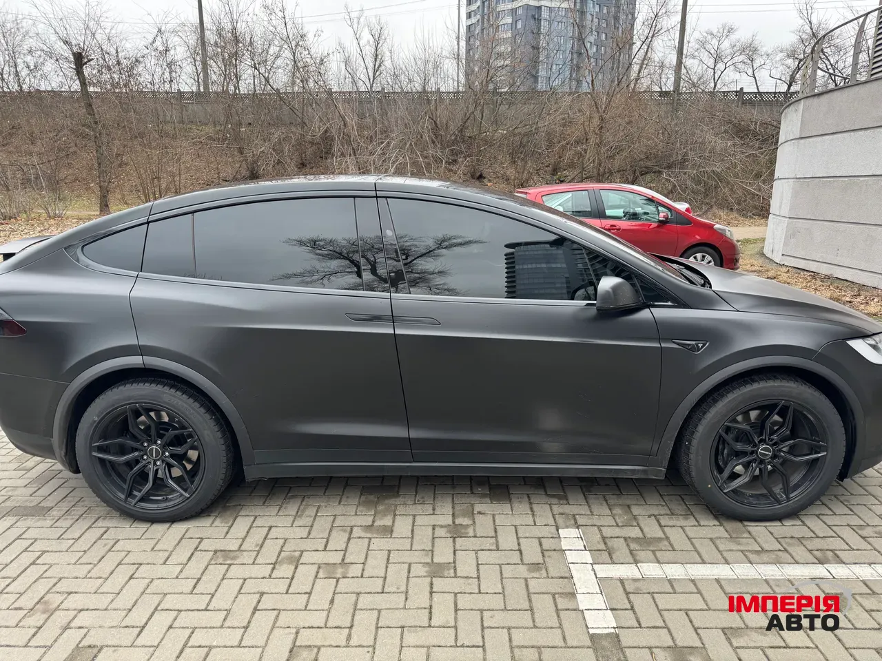 Tesla Model X - фото 16