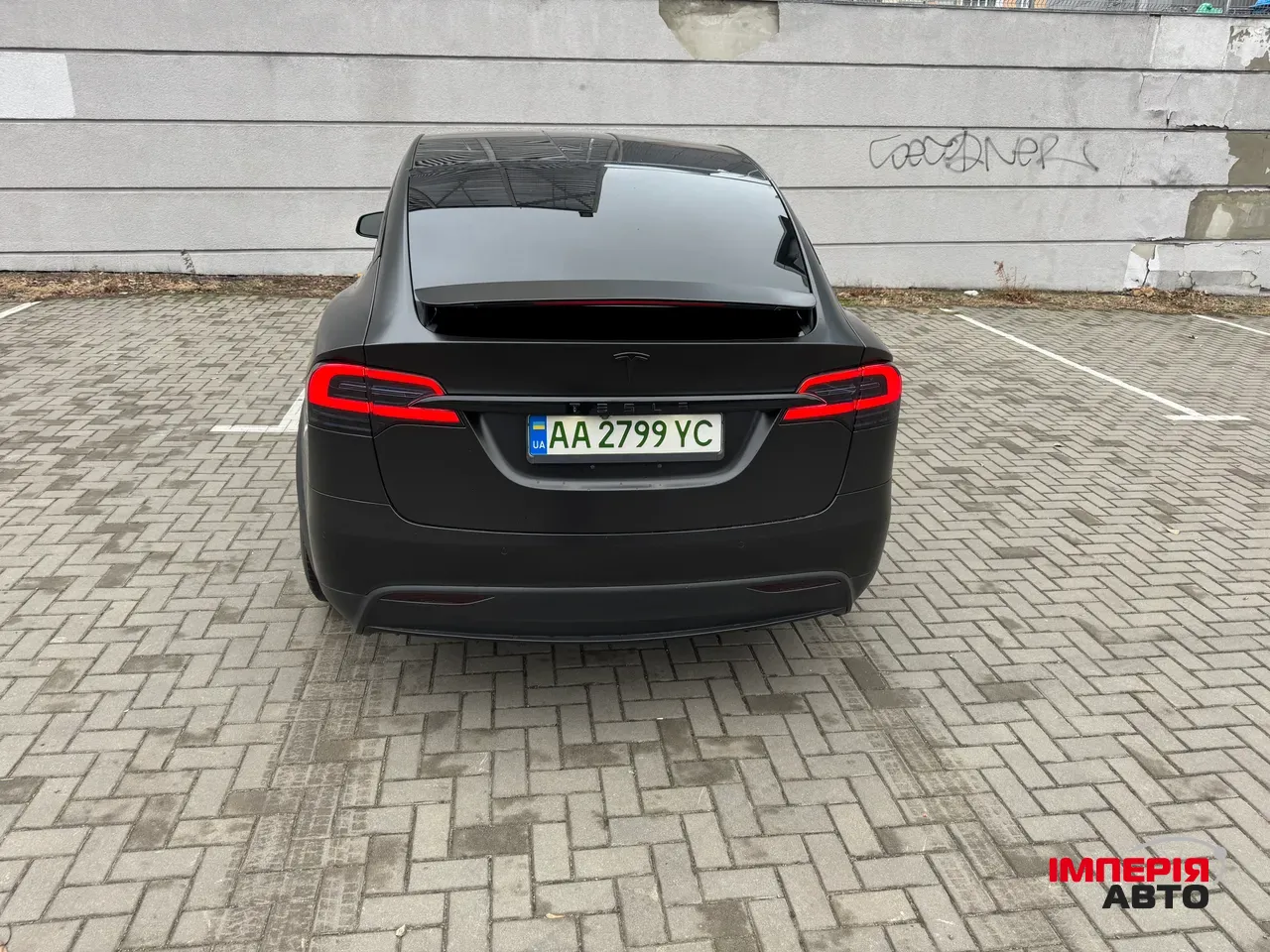 Tesla Model X - фото 24