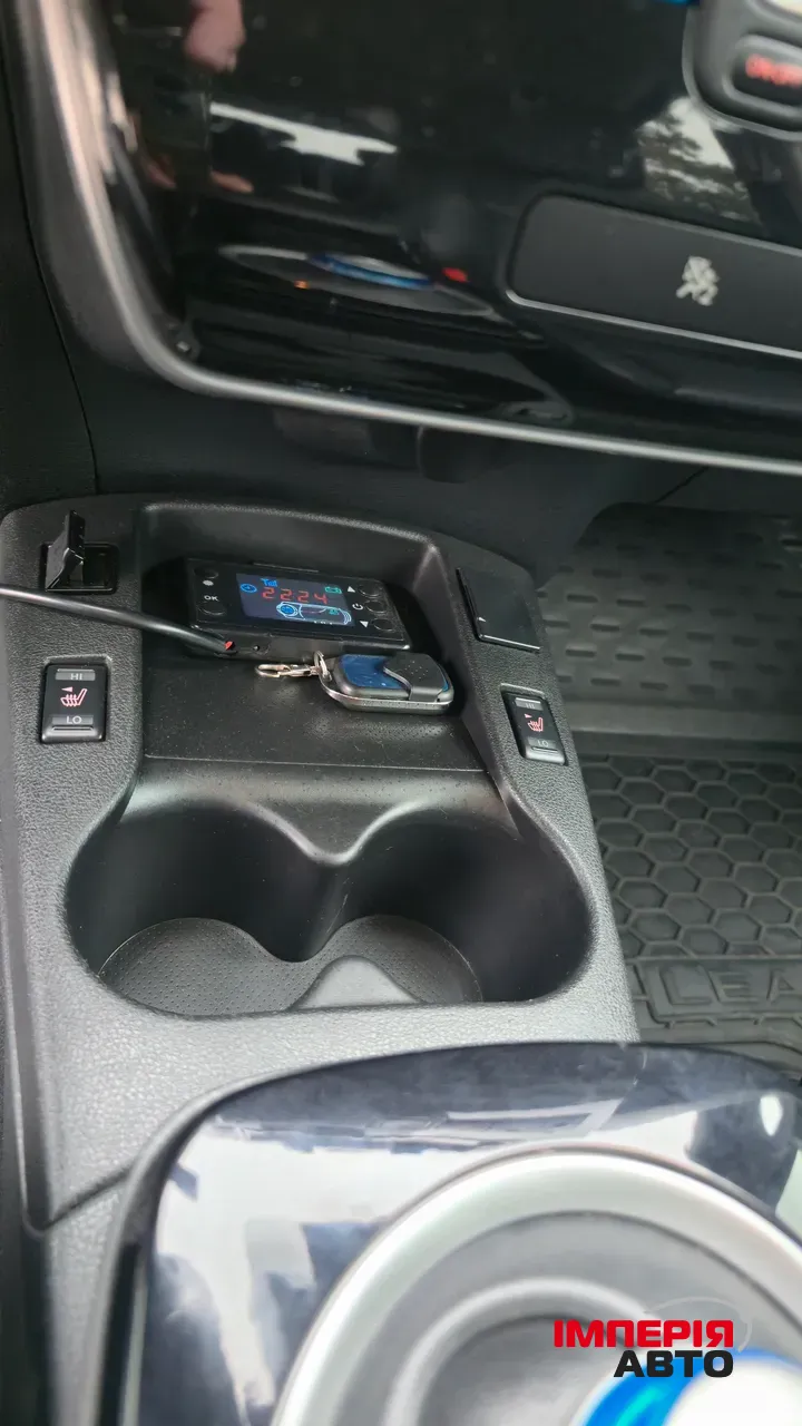 Nissan Leaf - фото 13