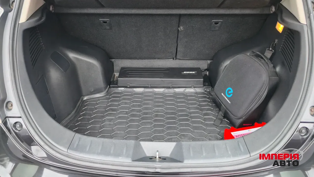 Nissan Leaf - фото 6