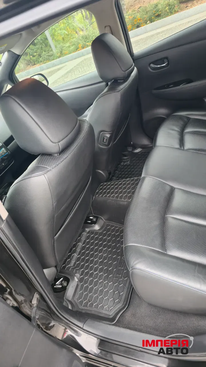 Nissan Leaf - фото 8