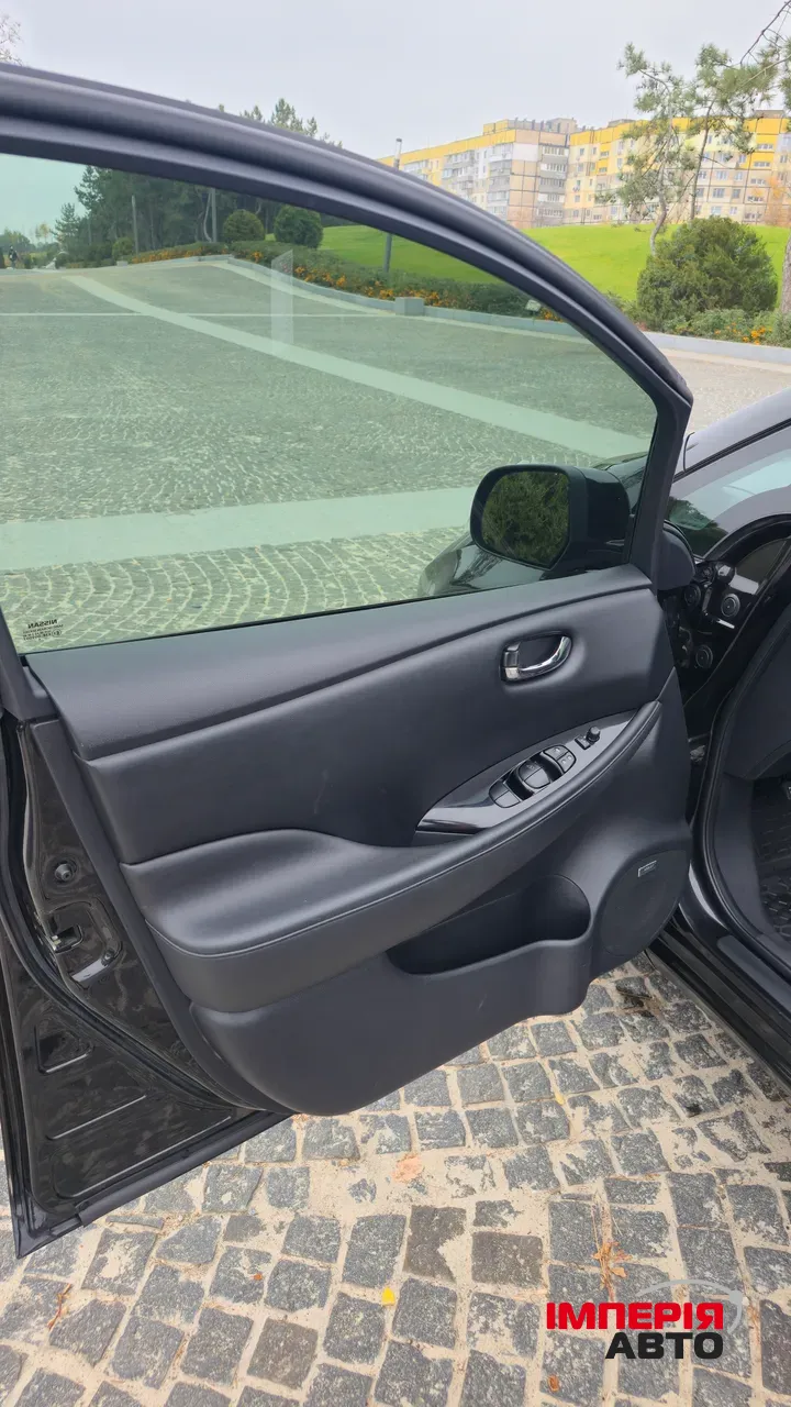 Nissan Leaf - фото 17