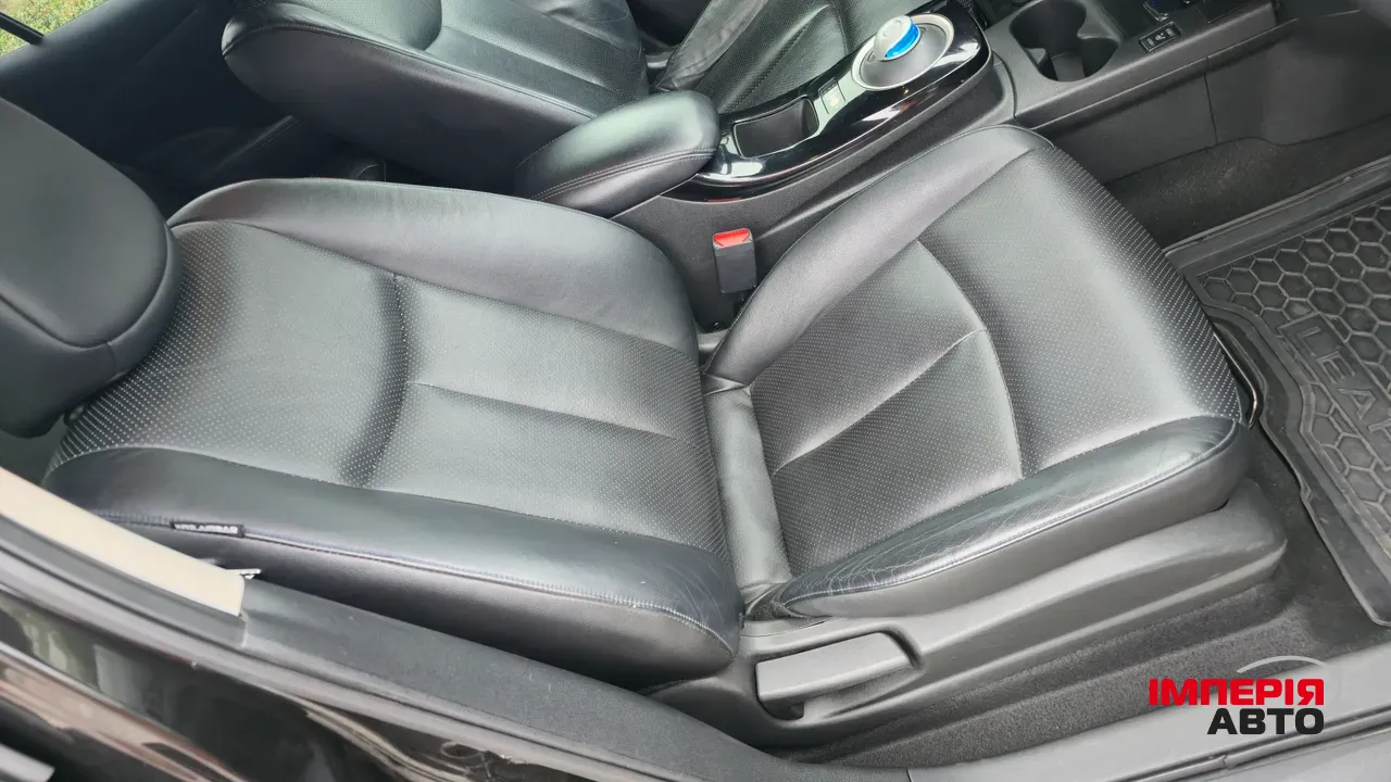 Nissan Leaf - фото 19