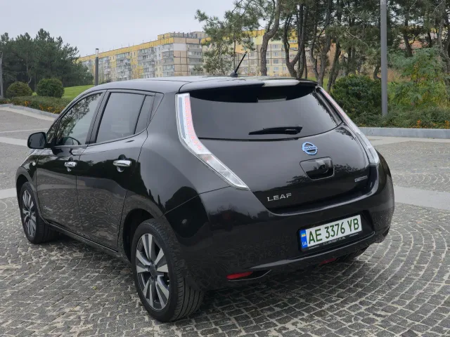 Nissan Leaf - фото 3